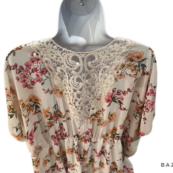 No Boundaries top - Picture 5 of 7